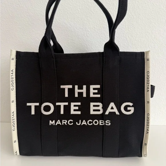 Marc Jacobs Large Tote Bag - Picture 1 of 4